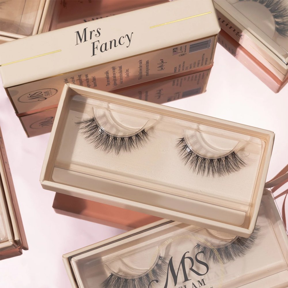 BPerfect Mrs Glam Fancy Lash